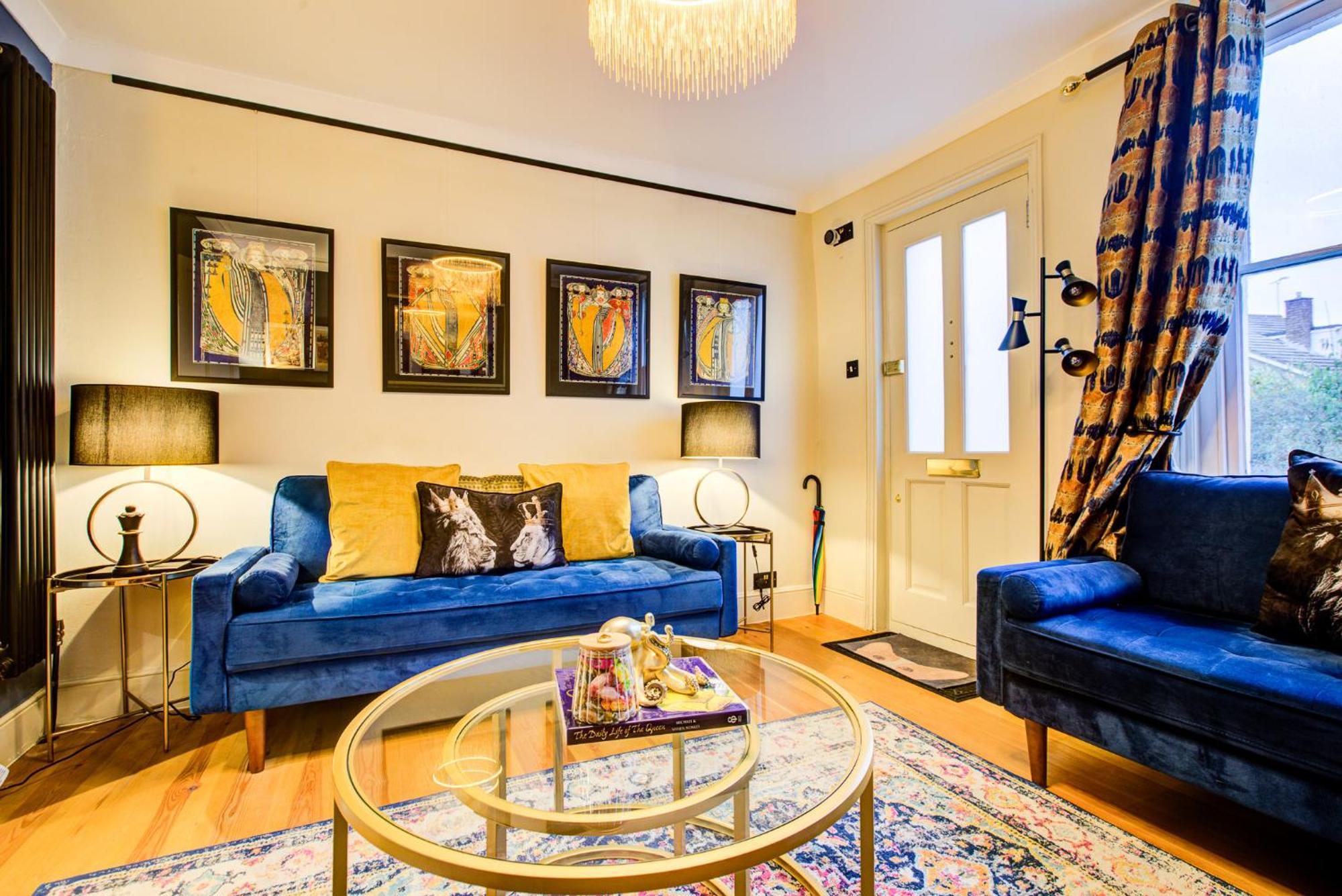Queens Cottage, Wivenhoe Stylish, Plush, Cosy, Convenient & Quirky, 2X Double Bed Period Cottage Plus Patio - 9 Min Walk Train, 4 Min Walk High Street Pubs, Restaurants, Shops Esterno foto